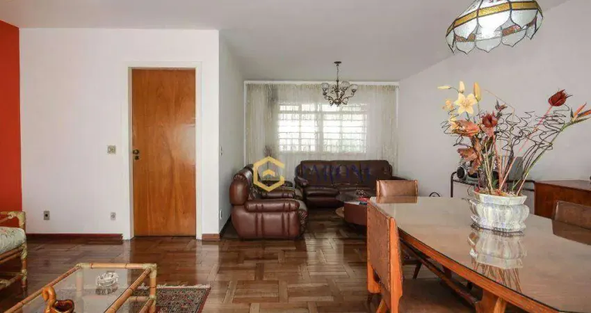Casa á venda com  273 m², 4 quartos na Vila Madalena - São Paulo/SP.