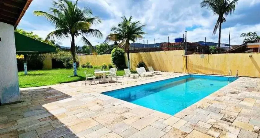 Casa com 3 quartos à venda na Rua Florença, Balneário Guarujá, Guarujá