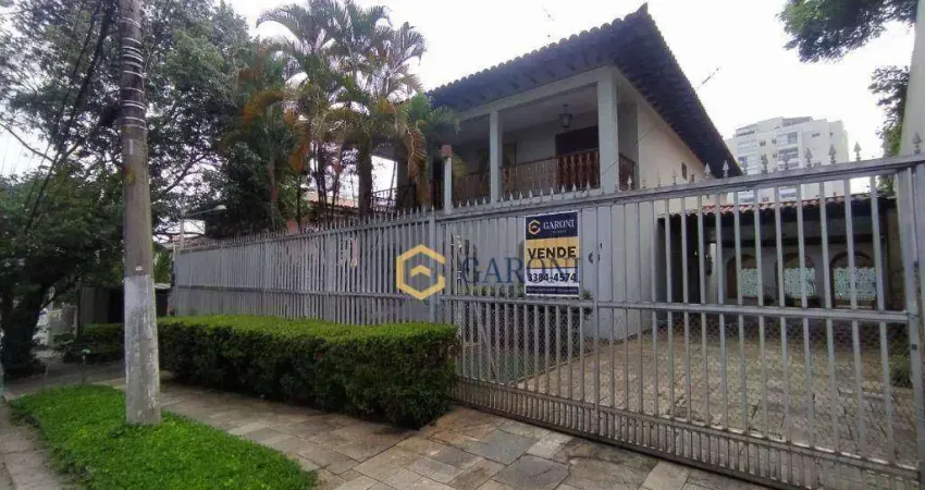 Casa com 4 quartos, sendo 2 suítes à venda, 457 m² por R$ 2.800.000 - Alto de Pinheiros - São Paulo/SP