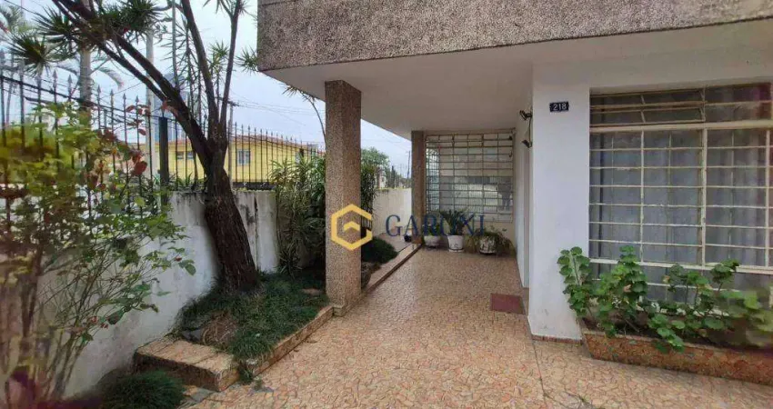 Casa à venda com 155m² de área útil, de esquina no Sumarezinho/Pompeia SP.