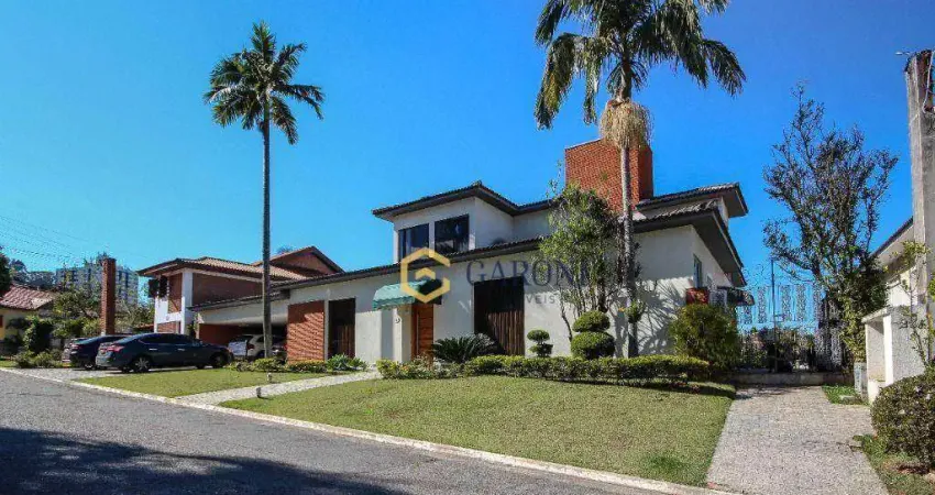 Linda casa no alphaville residencial v - 620m de área construída e 850m de terreno