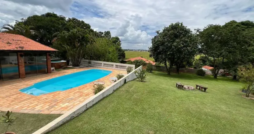 Chácara com 5 Suítes à Venda – 3.237m² de Terreno, 600m² Construídos – R$ 1.170.000,00