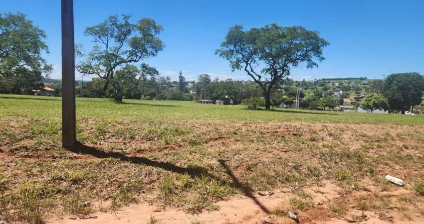 Terreno Comercial à Venda no Riviera de Santa Cristina XIII – Setor Iate