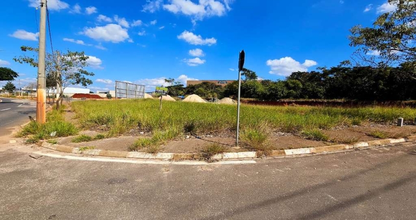 Terreno comercial à venda, 2.773m² por R$ 3.470.000 - Boituva/SP