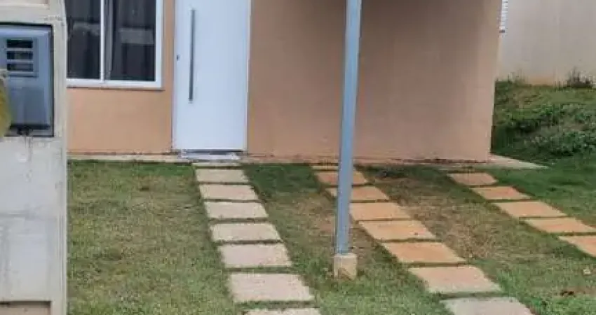 Casa com 2 dormitórios à venda, 64,14m² por R$ 290.000 - Condomínio Village Golden - Boituva/SP