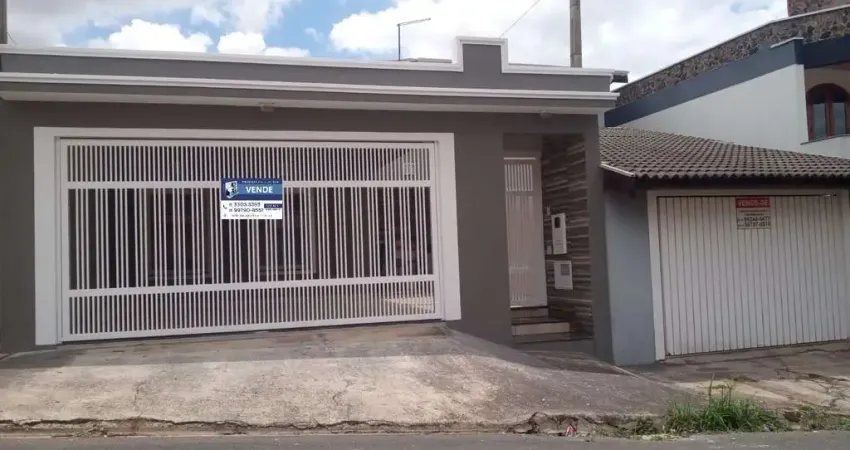 Casa à Venda no Village Engenheiro Campos – Tatuí/SP | 3 Dormitórios com Área Gourmet