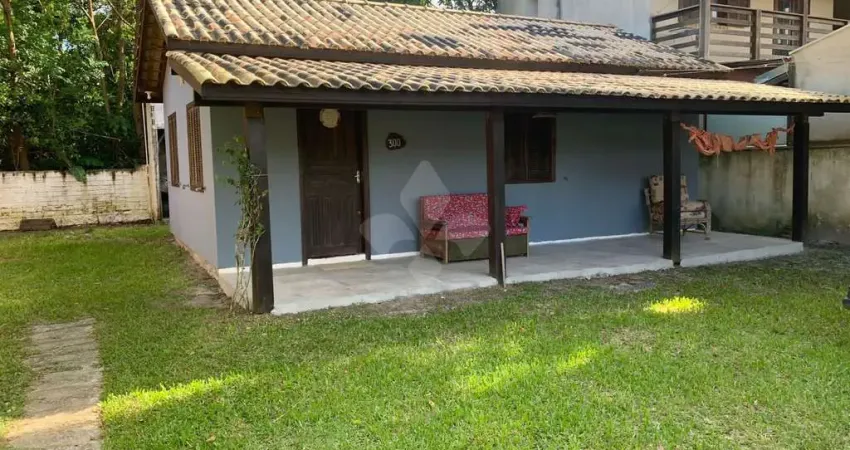 Casa em condomínio fechado com 2 quartos para alugar na Da Lagoa, sn, Capão, Garopaba