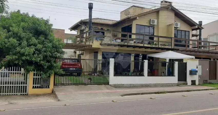 Casa com 3 quartos à venda na Ismael Lobo, 380, Centro, Garopaba