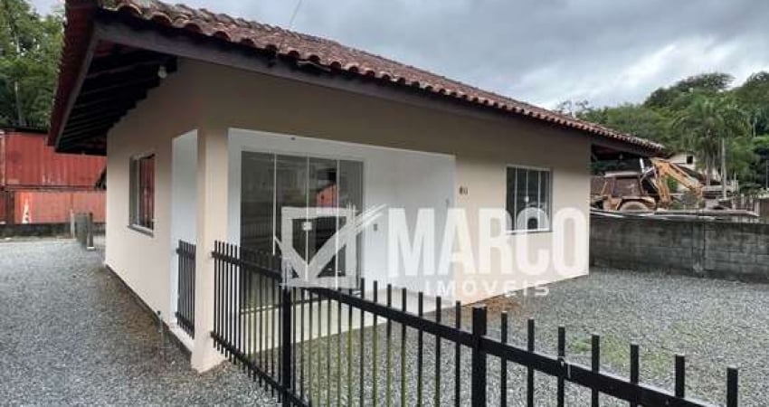 Casa com 2 quartos para alugar na Rua Emilio Wachholz, 611, Testo Rega, Pomerode