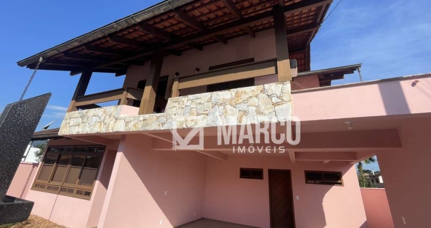 Casa com 3 quartos à venda no Centro, Pomerode 