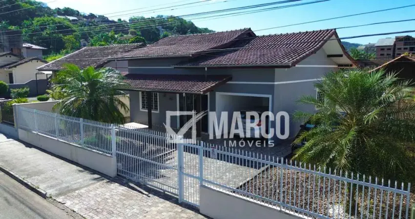 Casa com 4 quartos à venda no Centro, Pomerode