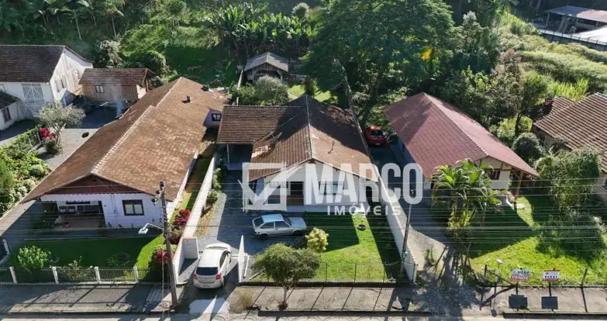 Casa com 3 quartos à venda no Centro, Pomerode