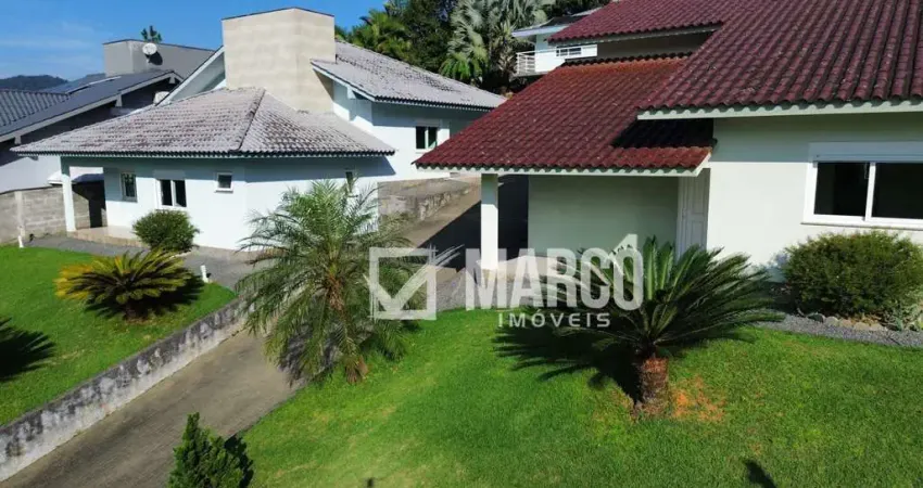 Casa com 4 quartos à venda no Centro, Pomerode