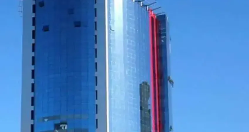 Apartamento com 4 quartos à venda em Meia Praia, Itapema