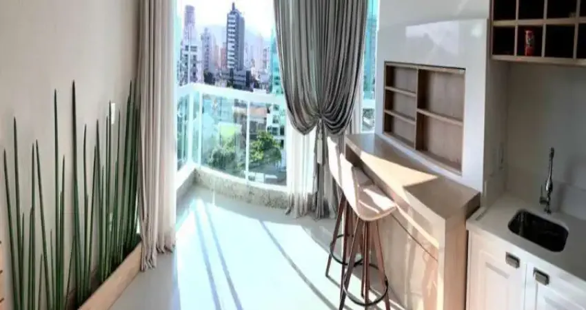 Apartamento com 3 quartos à venda em Meia Praia, Itapema