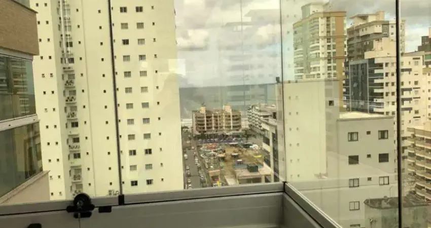 Apartamento com 3 quartos para alugar em Meia Praia, Itapema