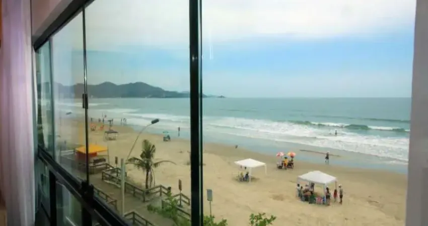 Apartamento com 4 quartos para alugar em Meia Praia, Itapema