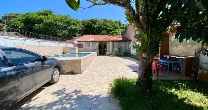 Casa para Venda, Itanhaém / SP- LADO PRAIA COM PISCINA E CHURRASQUEIRA