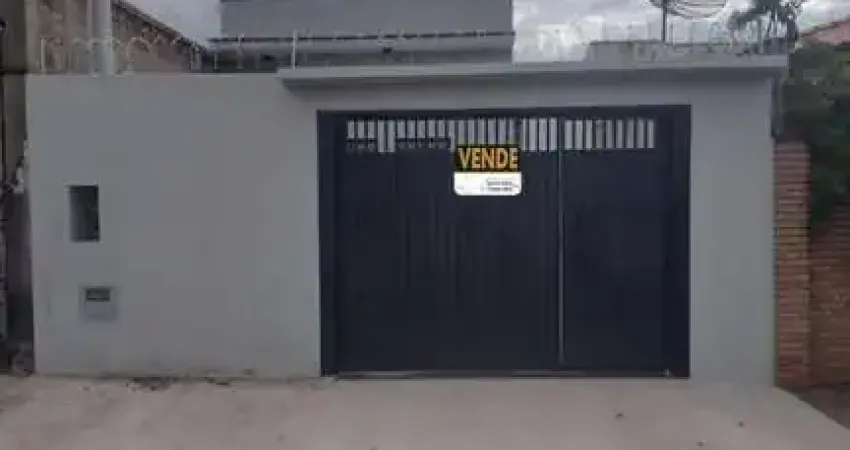 Belíssima Casa Térrea à Venda em Salto/SP – Próxima ao Centro!!