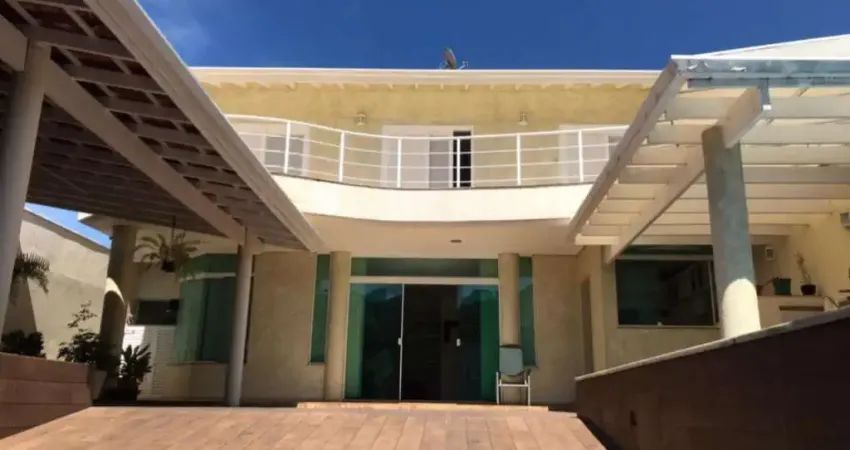 Sobrado à venda, 06 dorm. - Estrela D'alva, Caraguatatuba/SP