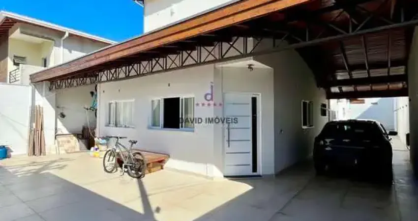 Casa à Venda com 4 dorm - 289,59 m² - Pontal de Santa Marina - Caraguatatuba/SP