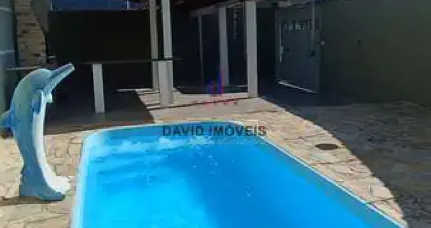 Sobrado na martim de sá, com 125m, com três dormitórios sendo 01 suíte, piscina