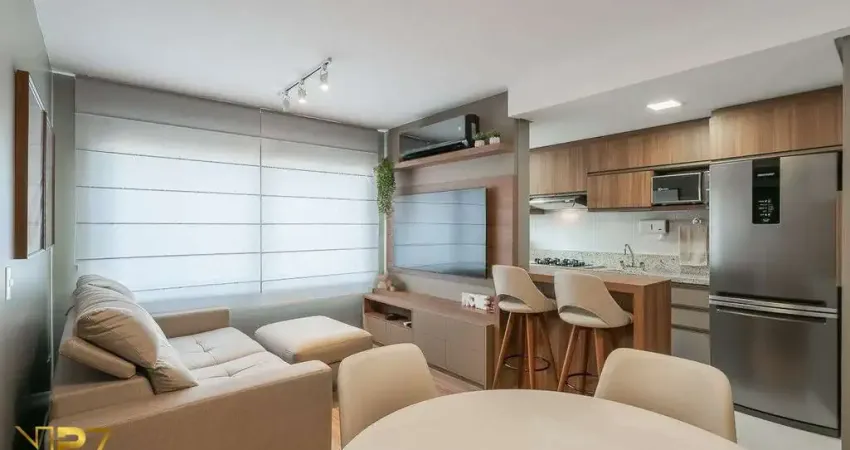 Impecável! 2 dormitórios, suíte, mobiliado e pronto para morar