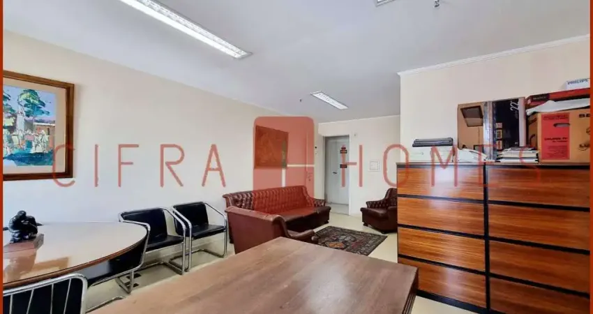 Sala à venda, bem arejada, com 1 banheiro, 1 vaga de garagem, no melhor do Jardim Paulista