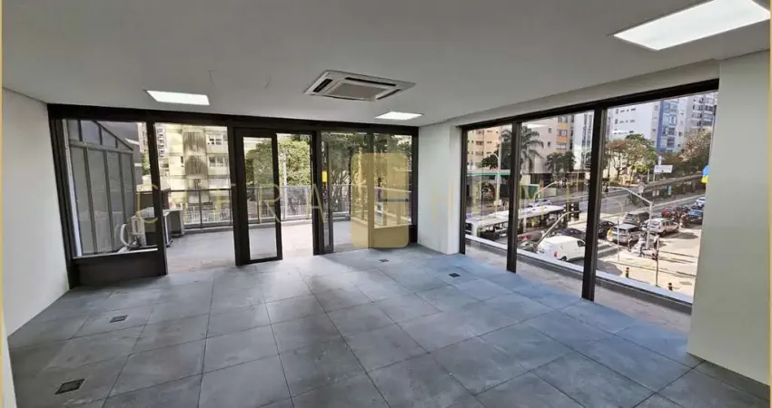 Conjunto Comercial Moderno com Terraço Amplo, Forro Acústico e 1 Vaga em Localização Nobre