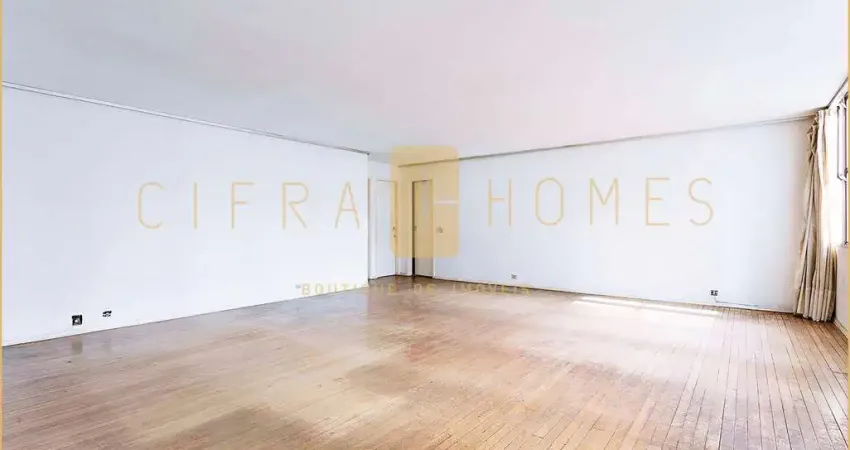 Apartamento amplo à venda, 230 m², 3 dorm (1 suíte) , 2 vagas, no jd. paulista