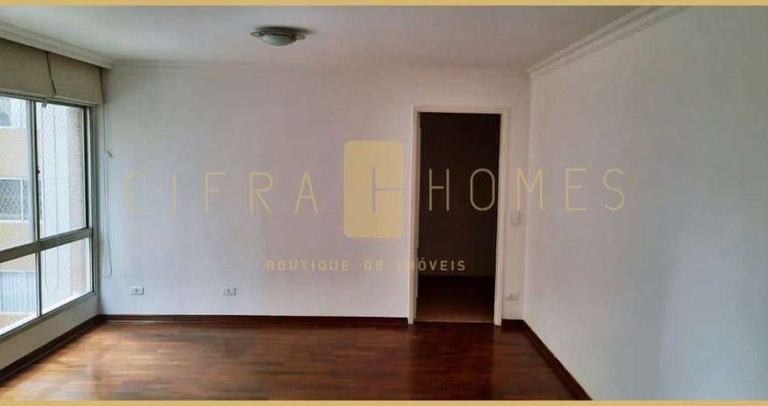 Apartamento amplo e iluminado à venda, com 3 dorms, suíte, e 2 vagas, perto da Paulista