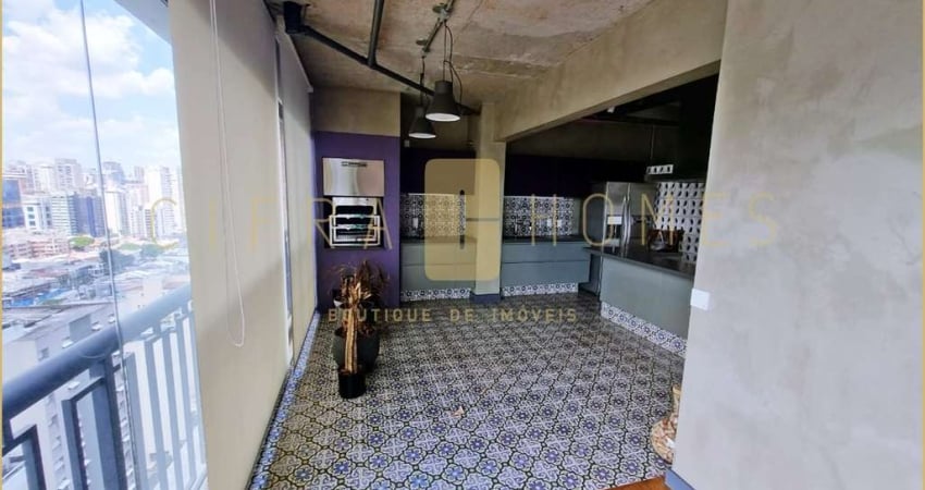 Apartamento único com 3 dorms, varanda gourmet, escritório, lazer e 2 vagas no Itaim.