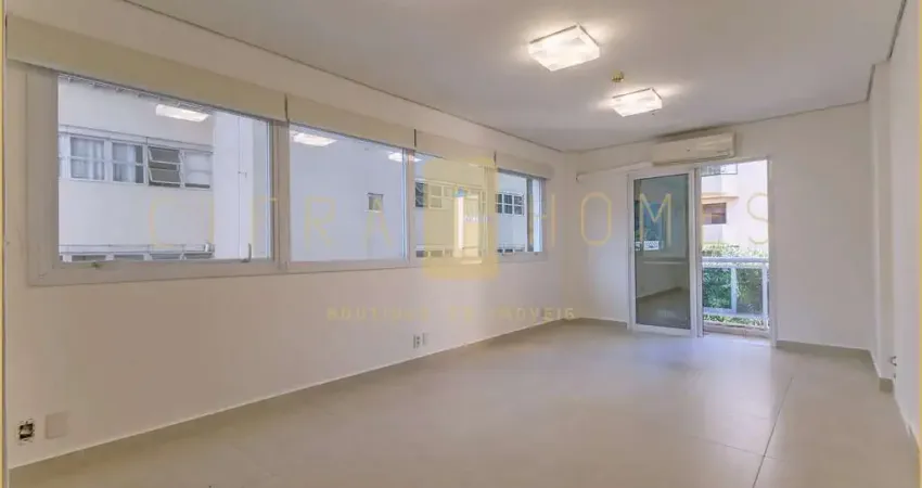 Sala comercial de 30 m² para locação, arejada, com ar-condicionado, 1 vaga de garagem, em prédio no