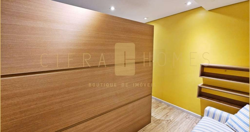 Sala comercial mobiliada com copa, banheiro privativo e vaga em Moema