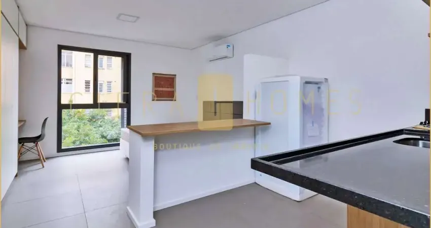 Studio mobiliado à venda, com 27m², em andar alto, iluminado e em excelente condomínio em Higienópo