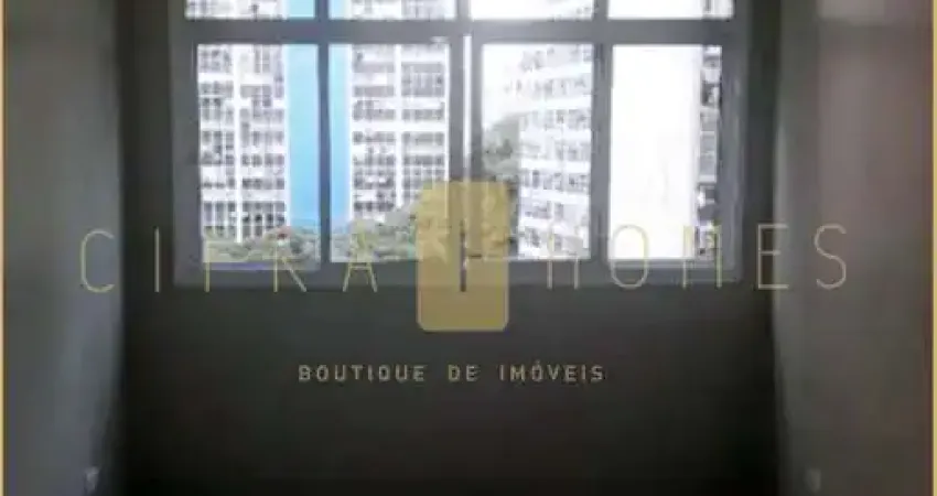 Apartamento Modernizado no 8º Andar com Vista Privilegiada na Avenida Paulista