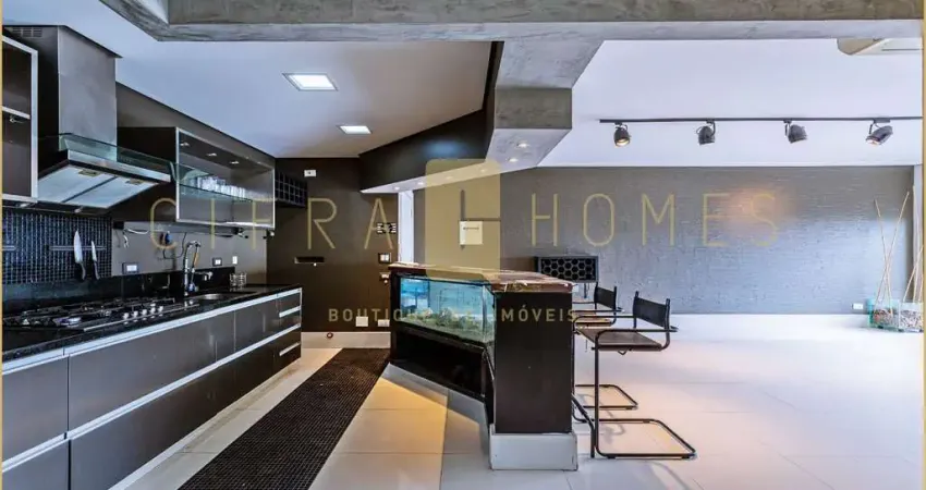 Apartamento reformado com lazer completo ao lado do Metrô Faria Lima. Disponível para venda.