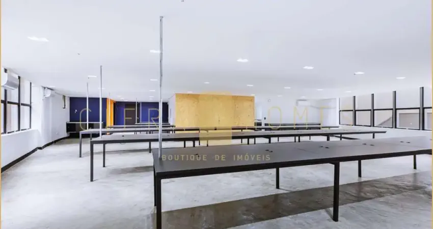 Conjunto comercial de 348m² com quatro vagas e infraestrutura completa na região da paulista