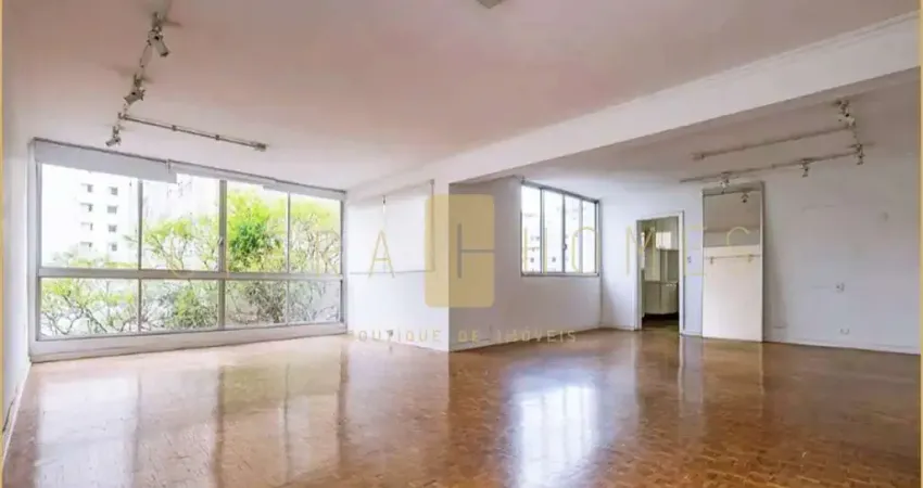 Apartamento de 170m² com três dormitórios, suíte e duas vagas em região nobre dos jardins