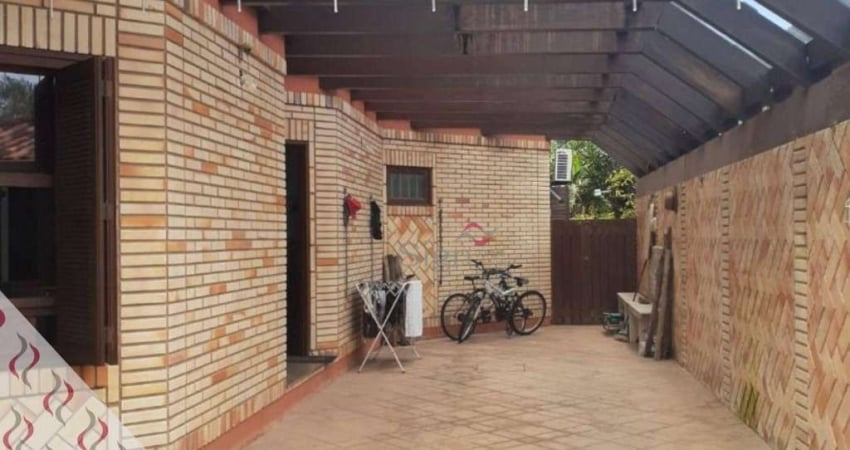 Casa com 7 quartos à venda, 430 m² por R$ 5.000.000 - Jurerê - Florianópolis/SC