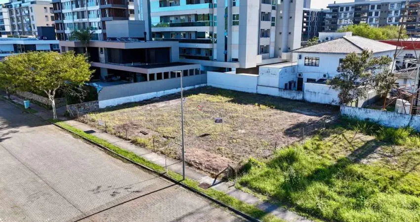 Terreno à venda na Passagem dos Bagres, Jurerê Internacional, Florianópolis