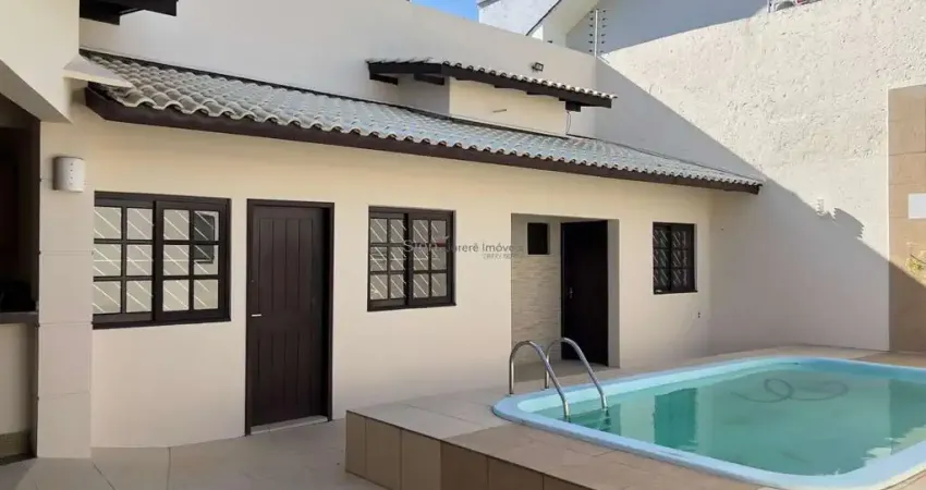 Casa com 3 quartos à venda na Rua Itabira, 258, Itacorubi, Florianópolis