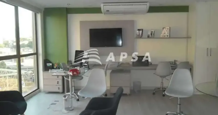 Sala comercial com 1 sala à venda na Avenida Pastor Martin Luther King Jr, Del Castilho, Rio de Janeiro