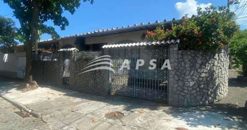 Casa em condomínio fechado com 7 quartos à venda na Rua Pico da Tijuca, Taquara, Rio de Janeiro