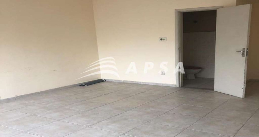 ÓTIMA SALA COMERCIAL,  DE FRENTE, AREJADA, CLARA, VISTA LIVRE, SOL DA MANHA,  COMPOSTA POR PEQUENA R