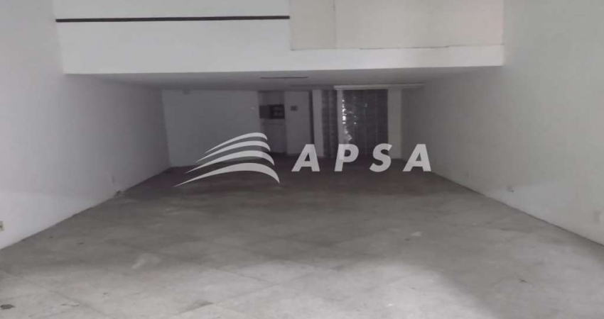 SHOPPING BARRA POINT, ALUGA EXCELENTE LOJA , AMPLA COM 76 M², SENDO 50 M² NO PRIMEIRO PISO E 26 M² N