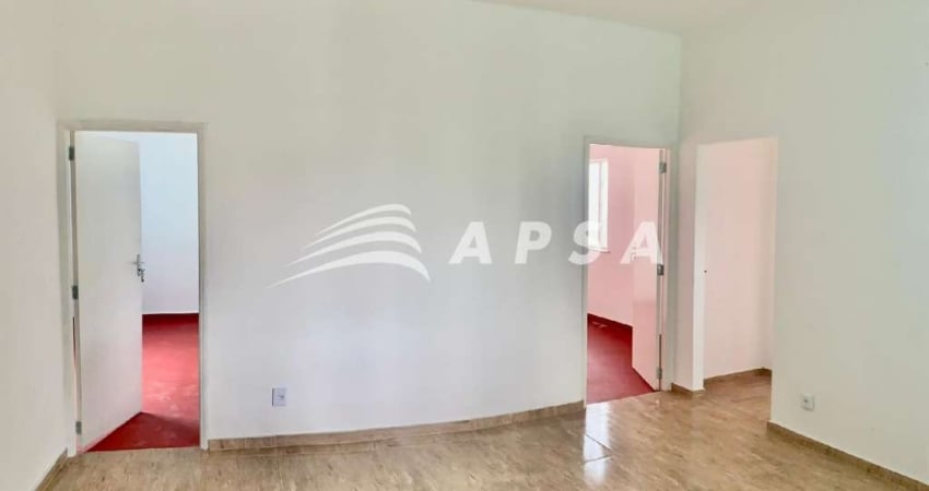 APARTAMENTO LOCALIZADO NO CENTRO DE CASCADURA COMPOSTO DE TRÊS QUARTOS, SENDO 1 SUÍTE, SALA AMPLA, C
