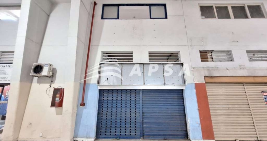 ÓTIMA LOJA DE 60 M²: SENDO LOJA DIVIDIDO EM TRÊS ANDARES, COM COPA /COZINHA, JIRAU , BANHEIRO  E EST