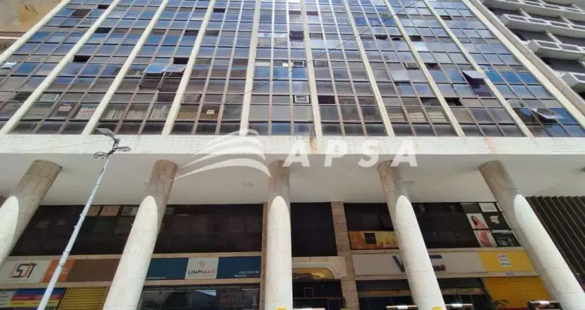 ÓTIMA SALA COMERCIAL COM LOCALIZAÇÃO ESTRATÉGICA NO CENTRO DO RIO PRÓXIMO ÀS PRINCIPAIS AVENIDAS E C