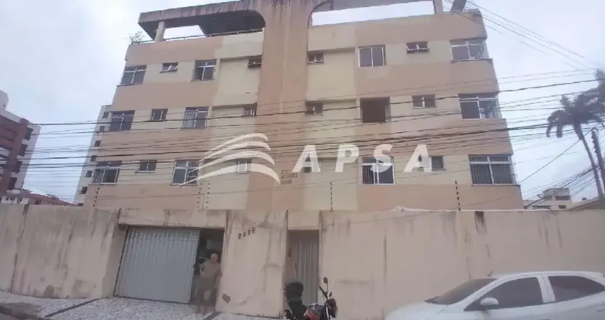 AMPLO APARTAMENTO 130M², VARANDA, SALA, COZINHA, ÁREA DE SERVIÇO, 03 DORMITÓRIOS, SENDO 01 SUÍTE, 02